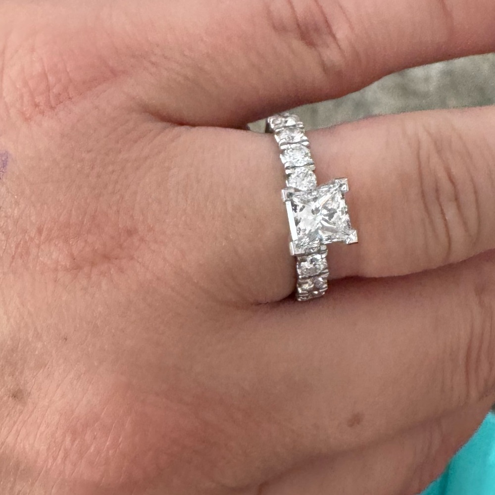 2CT T.W. Diamond ENGAGEMENT RING in 18k